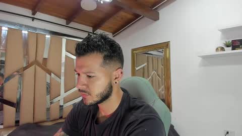 MIKEE online show from February 13, 3:07 am