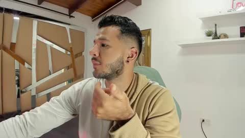 MIKEE online show from March 9, 3:01 am