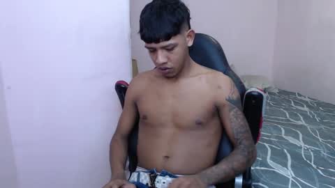 Snapshot of mr_stiven_ chatting on January 27, 1:59 am mr_stiven_ online show from January 27, 1:59 am