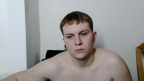 Max online show from February 17, 9:57 pm