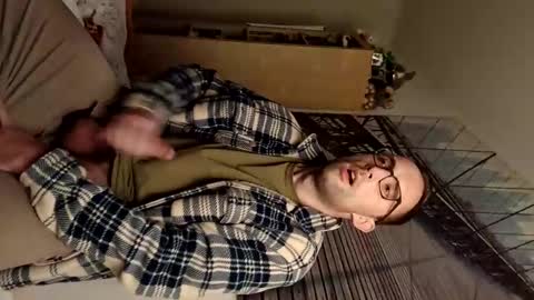 Snapshot of mrhuffelthehedgehog chatting on November 1, 6:12 pm mrhuffelthehedgehog online show from November 1, 6:12 pm