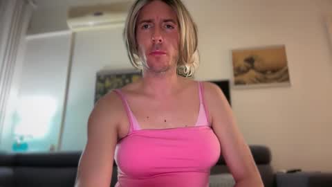 TaleOfLaura online show from February 21, 9:49 pm