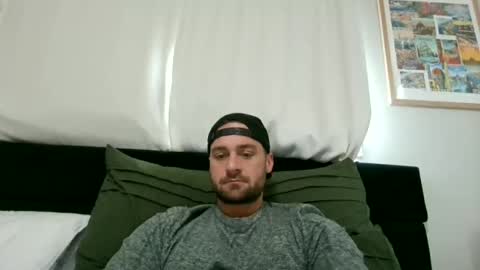 mrthickly818 online show from February 18, 4:04 pm