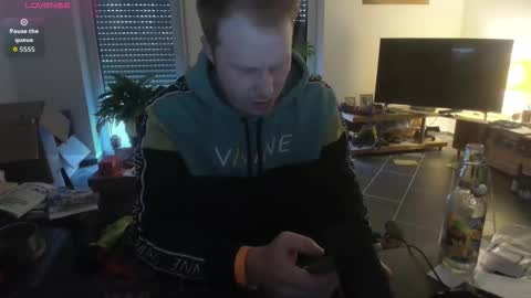 Sascha online show from March 15, 4:57 pm