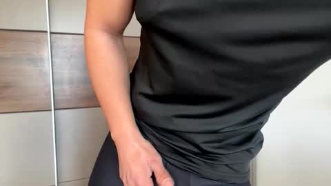 MsclBoy192 online show from October 28, 10:29 am