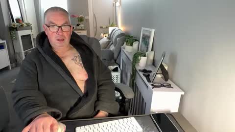 mtb1697 online show from March 31, 10:28 am