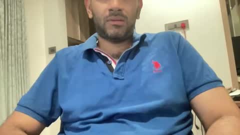 munnabobby2008 online show from March 10, 4:35 pm