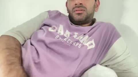 munnabobby2008 online show from January 31, 6:57 am