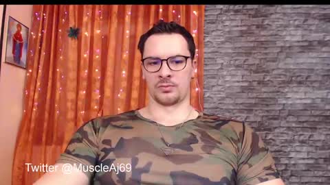 AJ online show from December 14, 3:36 pm