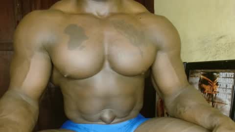 musclegod23 online show from February 11, 2:33 pm