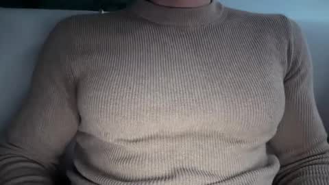 musclehair3 online show from December 19, 9:40 am