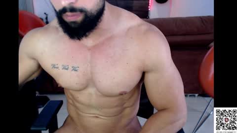 Snapshot of muscleweed420 chatting on March 6, 11:36 am Ragnar online show from March 6, 11:36 am