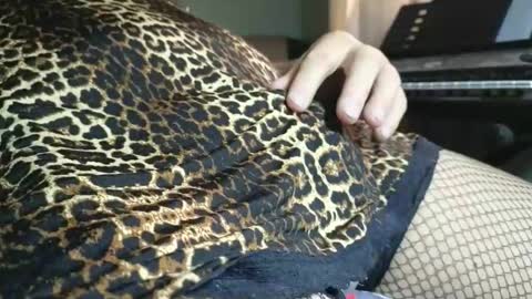 Muva Fucker online show from January 6, 8:40 am