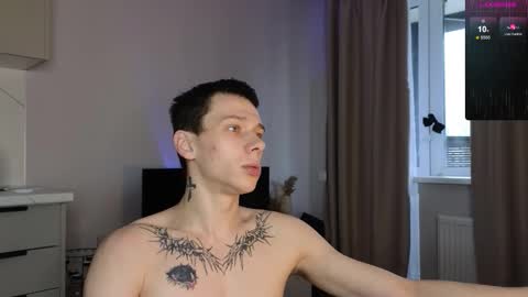 1x1 online show from September 15, 2:07 pm