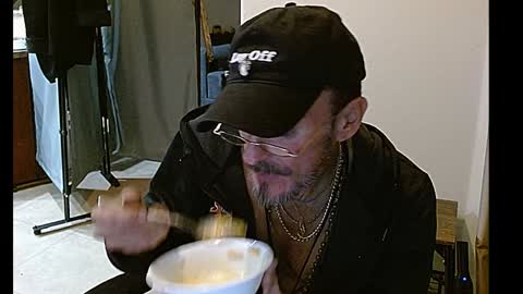 Snapshot of mycock4u247 chatting on December 9, 4:23 am LA MARIPOSA DE MARICOPA online show from December 9, 4:23 am