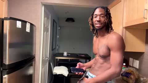 mycreamydreams online show from January 24, 9:15 pm