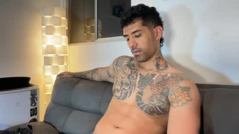 Myke esthetic online show from April 11, 7:45 am