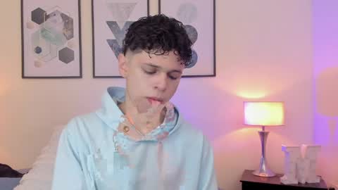 Mykel   online show from April 12, 8:43 pm