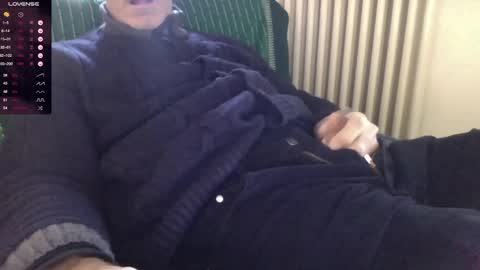 Bi sexy guy lovense hush is on private is open or password show tip if you like. online show from December 27, 1:07 pm