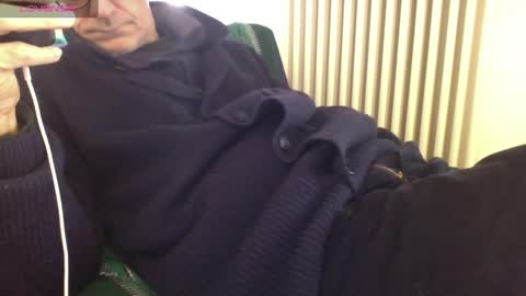 Bi sexy guy lovense hush is on private is open or password show tip if you like. online show from February 24, 10:26 am