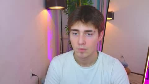 Mickey online show from March 3, 1:40 pm