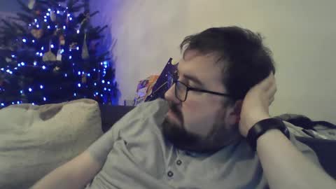 Snapshot of mysterymonkey1234 chatting on December 9, 11:20 pm MysteryMonkey online show from December 9, 11:20 pm