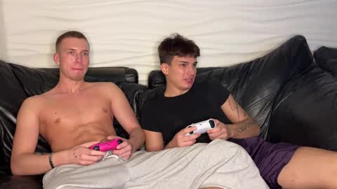 Evan Brown online show from March 7, 9:34 pm