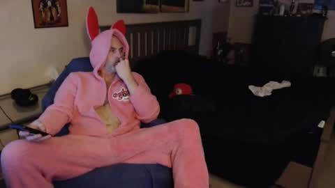 nakedmonkey online show from December 18, 2:53 am