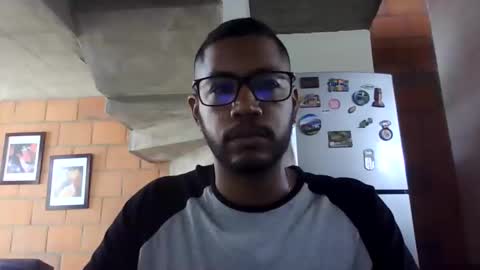 Nano1206 online show from December 15, 6:27 pm