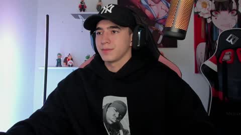 sebastian online show from December 28, 4:41 am