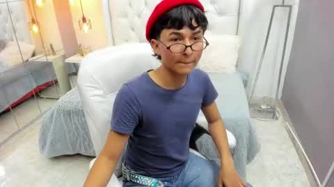 NASH KAI online show from October 16, 12:18 am