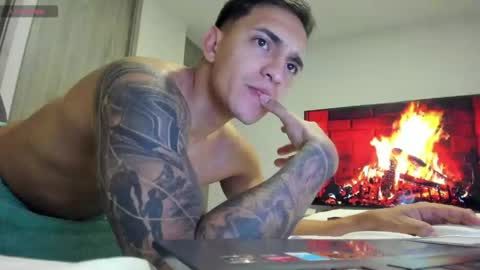 nathan_gross online show from April 7, 12:10 am