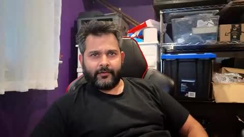 sakhtlaundaz online show from October 30, 9:05 pm