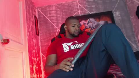 negritomeloso_k18 online show from October 7, 1:15 pm