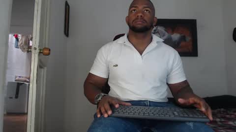 negritomeloso_k18 online show from September 15, 1:56 pm