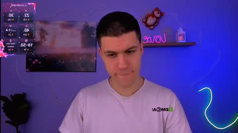 neo_raze_ online show from March 18, 8:45 pm