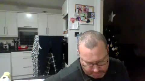 Snapshot of nesuk chatting on December 27, 11:42 pm nesuk online show from December 27, 11:42 pm