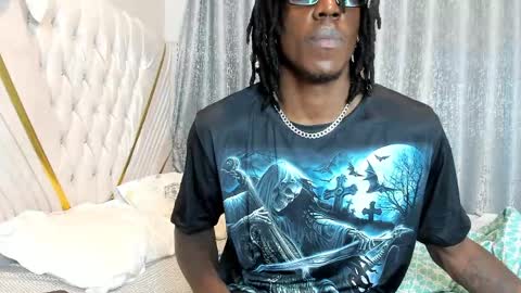 netfux_and_chill online show from April 14, 7:41 am