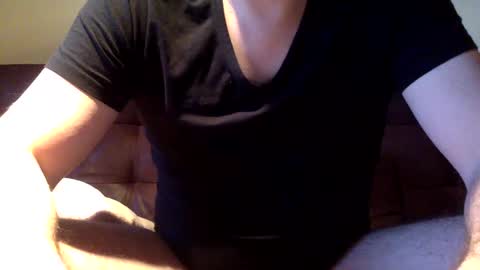 Neu242Gierig online show from December 5, 7:05 am