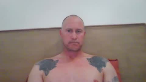 amandandhisgirl online show from March 25, 1:42 am