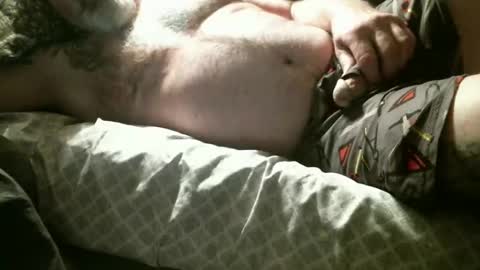 Snapshot of nice_oldguy60 chatting on December 13, 5:16 am OldMadtown Guy online show from December 13, 5:16 am