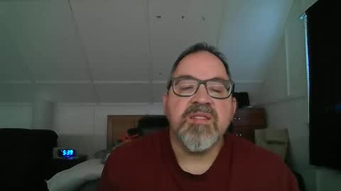 niceguy7208 online show from May 3, 9:39 pm