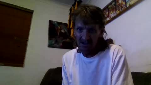 Snapshot of niceozziecockxxx chatting on February 22, 6:04 pm Sexiishaine online show from February 22, 6:04 pm