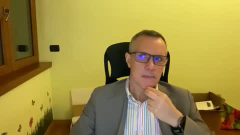 Andrew online show from October 23, 6:22 pm