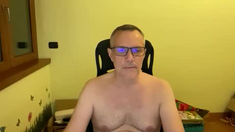 Andrew online show from October 15, 6:48 pm