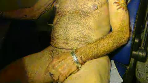 Snapshot of nicesmile3k chatting on January 21, 12:04 am Tantraguy. Was Energywave until...shit happened online show from January 21, 12:04 am