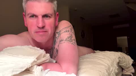 Snapshot of nick578320 chatting on October 28, 4:09 pm nick578320 online show from October 28, 4:09 pm