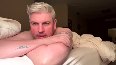 Snapshot of nick578320 chatting on October 5, 5:06 pm nick578320 online show from October 5, 5:06 pm