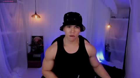 nick fenix online show from May 21, 3:13 am