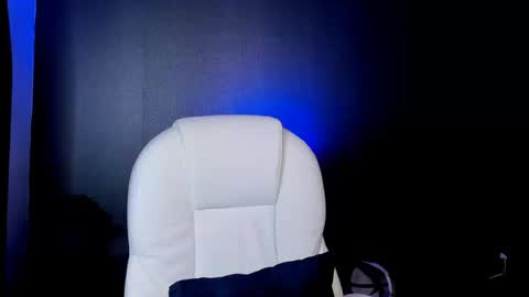 nick fenix online show from October 18, 5:34 am